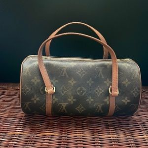 !!!SOLD!!!Vintage LV Papillion 26